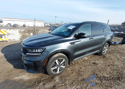 2022 Kia Sorento S z USA, uszkodzony, nr VIN 5XYRL4LC6NG158484